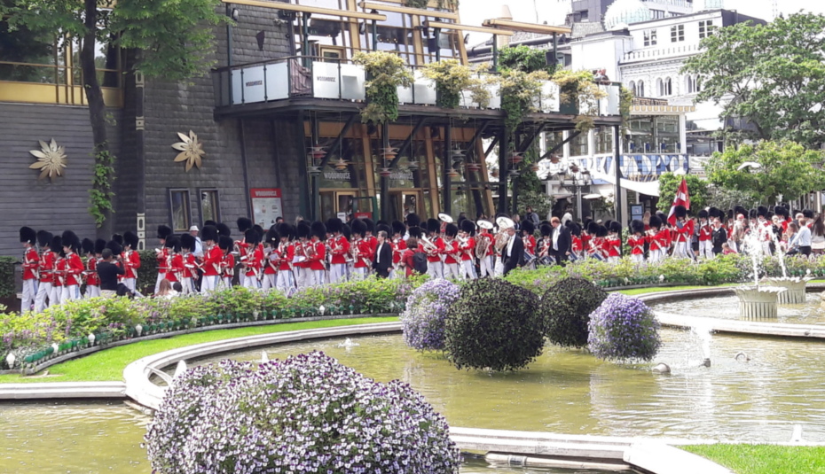 Tivoli Garden marcherer maj 2019 scaleret