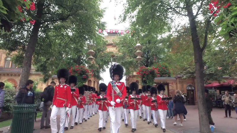 Tivoli Verdens ældste ungdomsgarder fylder 175 år